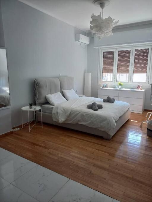Ferienwohnung Acropolis Casa 2Bdr/2Bthr W/Hot Tub-3Mins To Plaka Athen Exterior foto